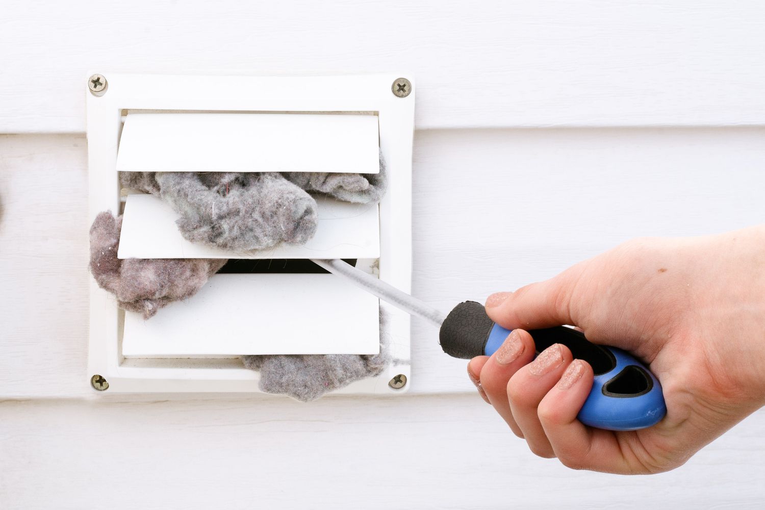 how-to-clean-outside-dryer-vent 